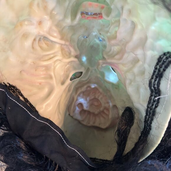 Vintage Fun World Neon Green Monster Vinyl Rubber Mask #9247 - Picture 9 of 9